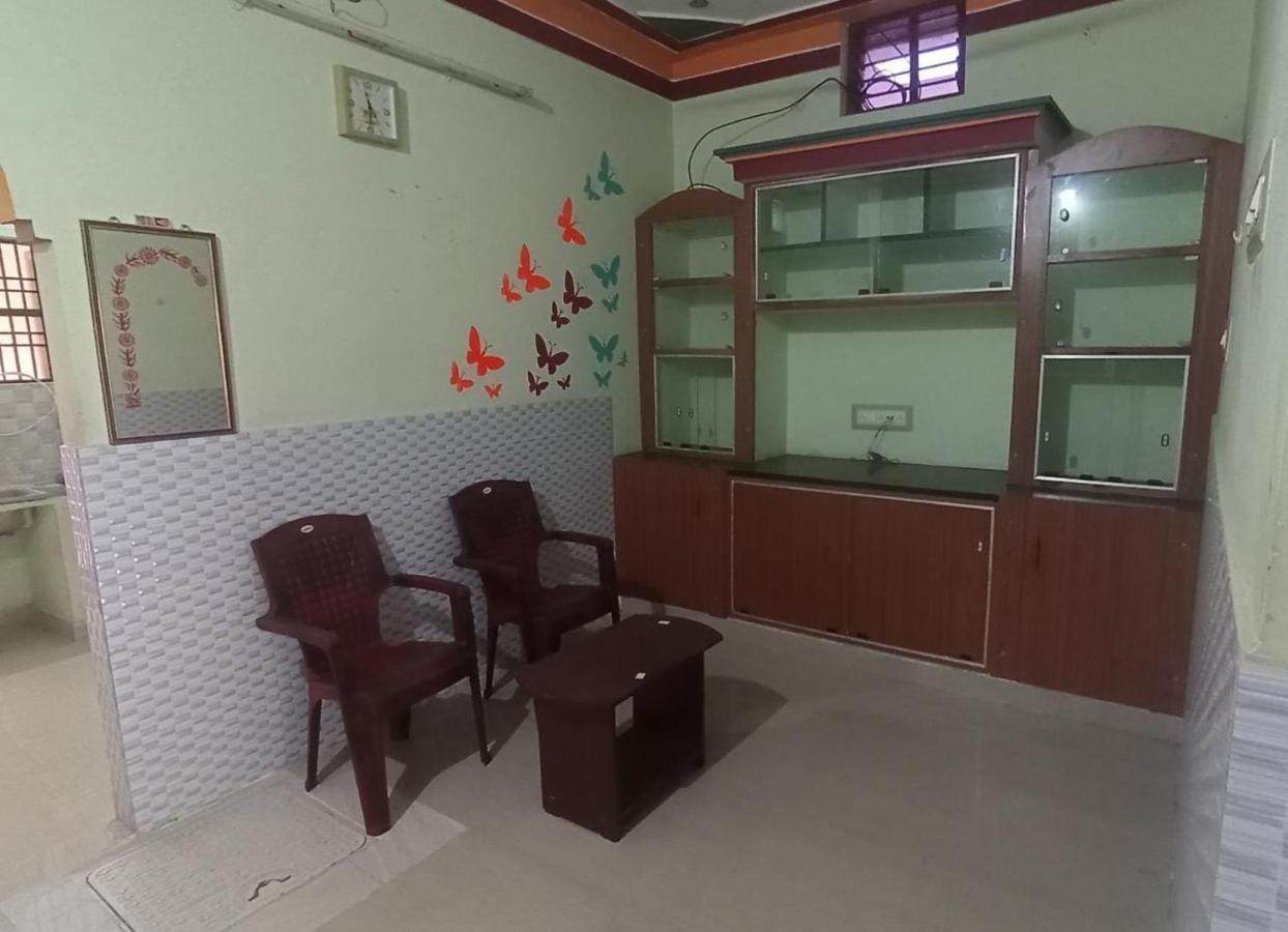 Thiru Arunai Guest House Tiruvannāmalai Eksteriør bilde