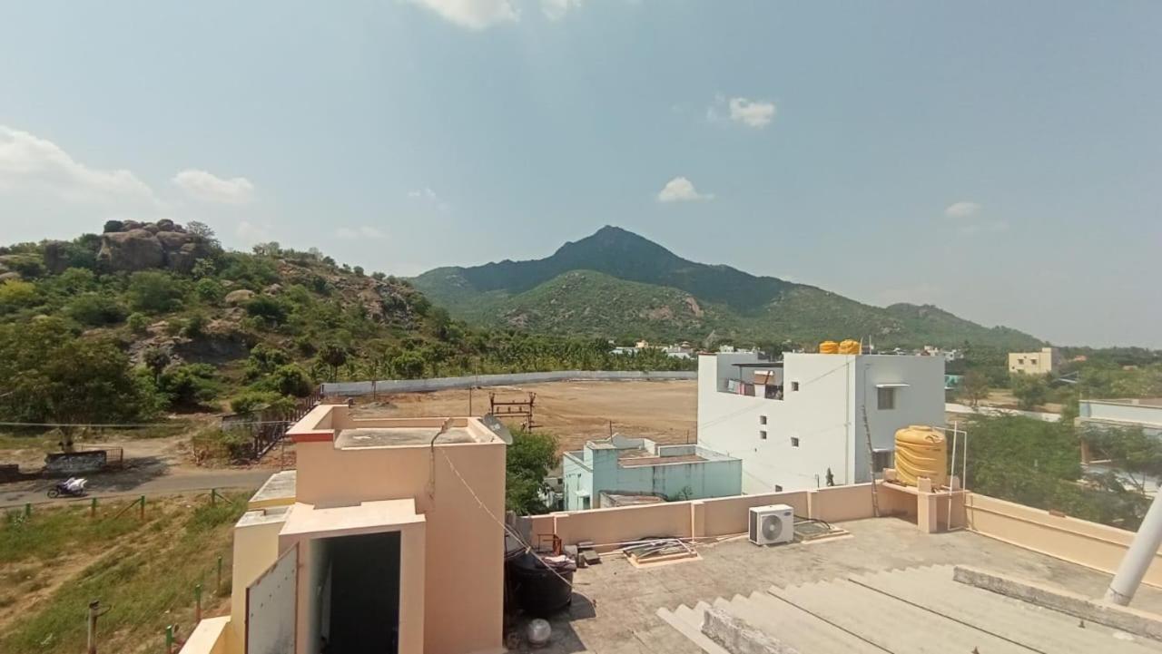 Thiru Arunai Guest House Tiruvannāmalai Eksteriør bilde